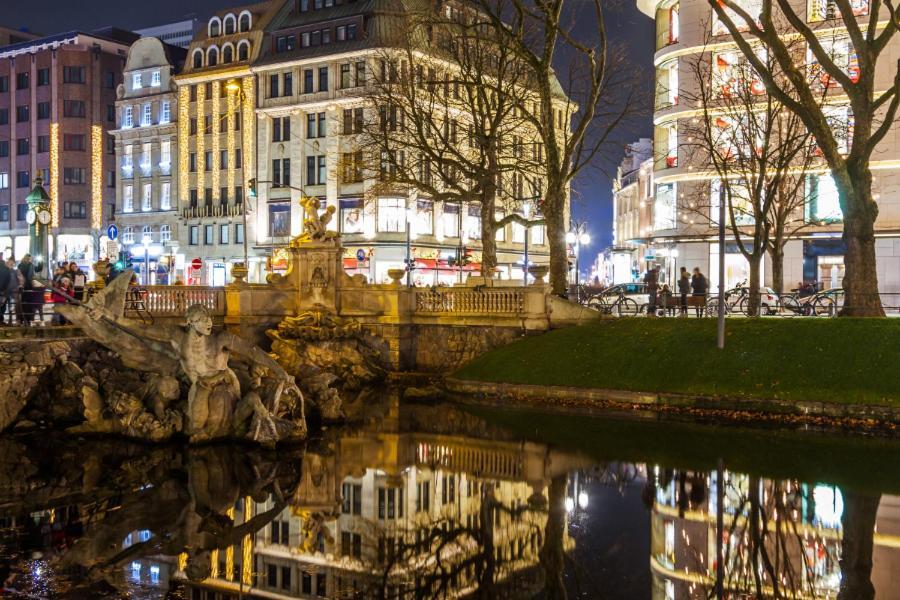 Garden Bilk Hafen Hotel Dusseldorf Bagian luar foto