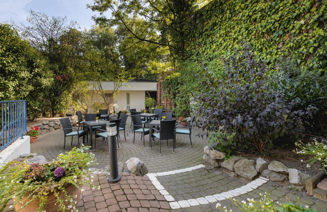 Garden Bilk Hafen Hotel Dusseldorf Bagian luar foto